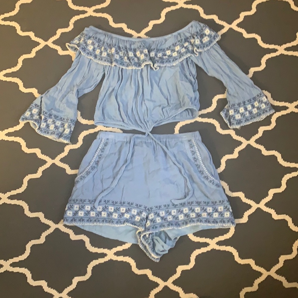 American Eagle Two Piece Embroidered Outfit